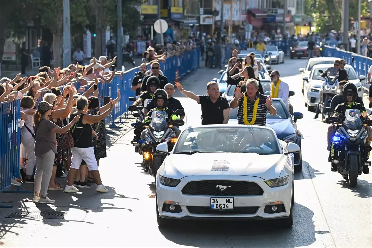 61. Altın Portakal Festivali Korteji Başladı