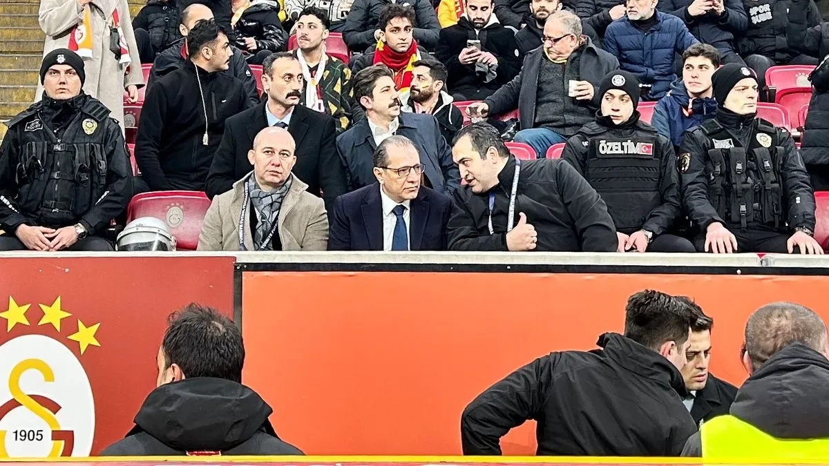 İstanbul Emniyet Müdürü Selami Yıldız Rams Park’a geldi… Maç tedbirlerini denetledi…