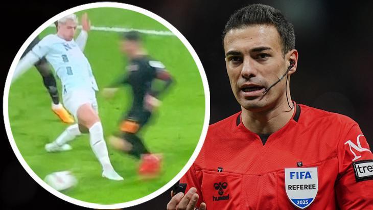 Galatasaray – Adana Demirspor maçında penaltı kararı doğru mu? ‘Mertens kendini yere atıyor’