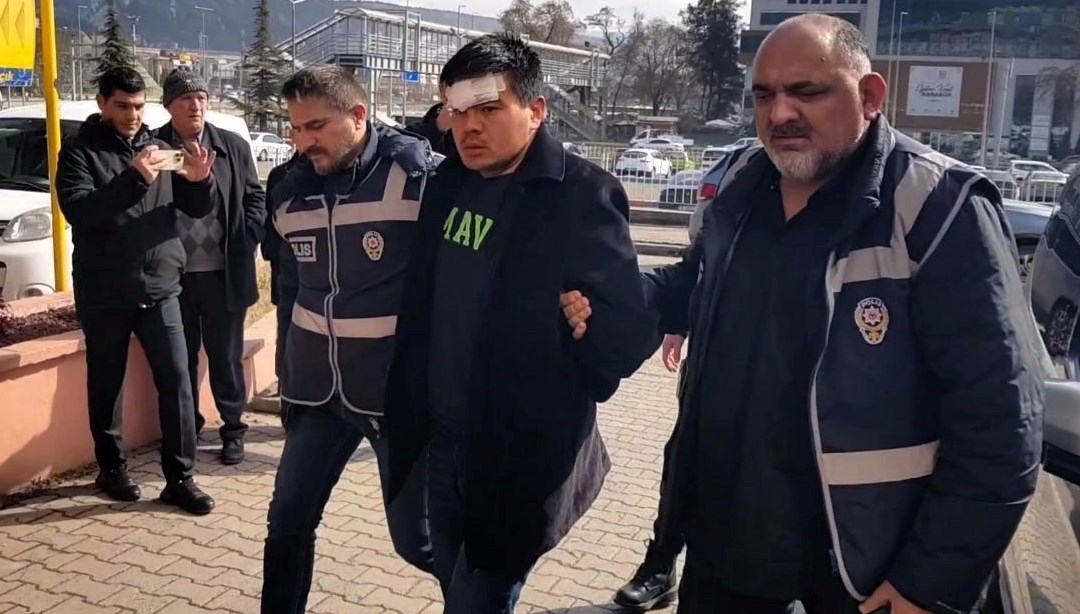 Kardeşi ve yengesini öldürdü: “Şeytanı bana musallat ettiler”