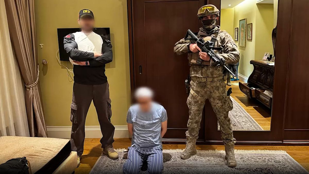 Europol operasyonu: Avrupa ve Türkiye’ye uyuşturucu kaçıran çete çökertildi
