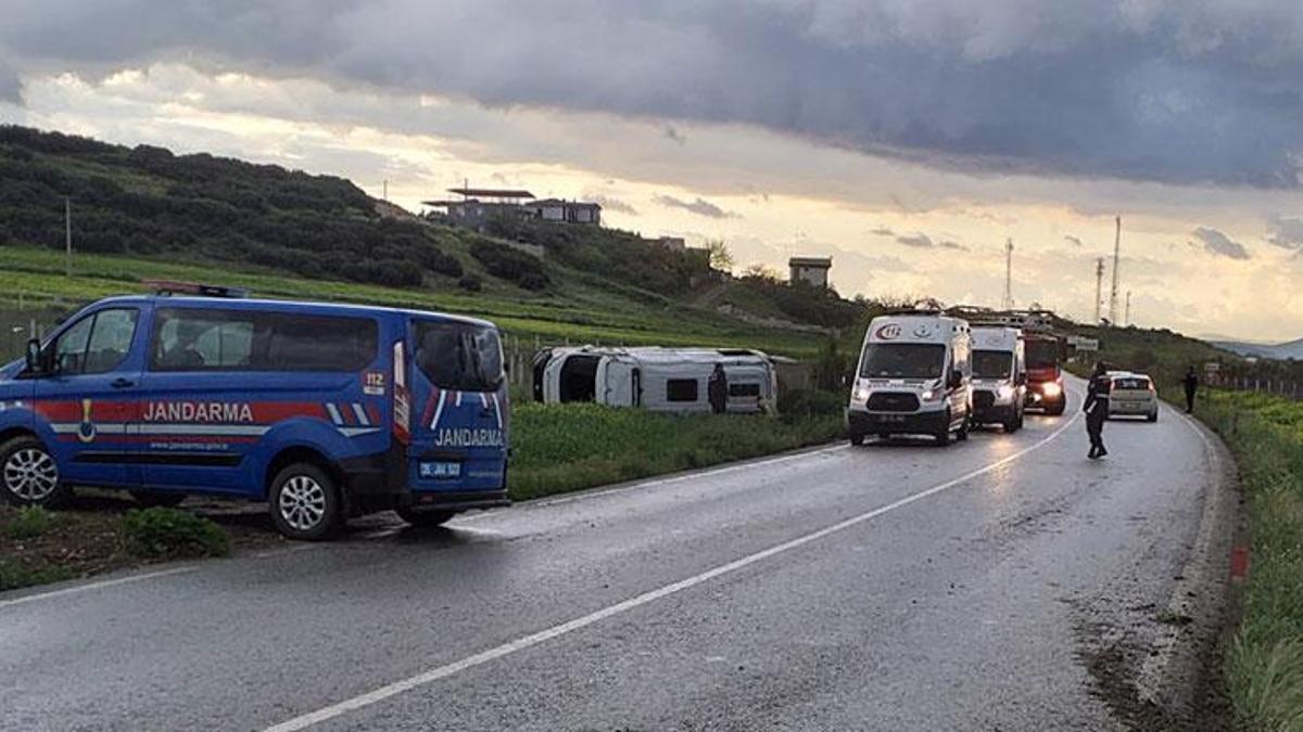 İzmir’de devrilen işçi servisindeki 8 kişi yaralandı