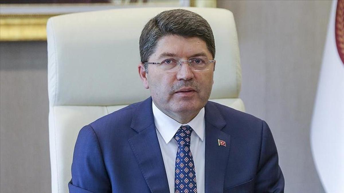 SON DAKİKA… Bakan Tunç: Ülkemizde çıplak arama kesinlikle yok